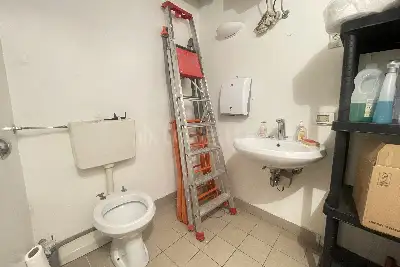 Negozio in vendita, Via San Marco, 14, Milano