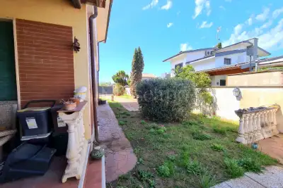 Villa in vendita, Via Colle San Magno, Nettuno