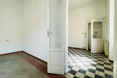 Casa in vendita, Via Carlo Farini, Milano