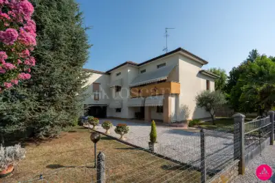 Casa Indipendente in vendita, Via Piave, Azzano Decimo