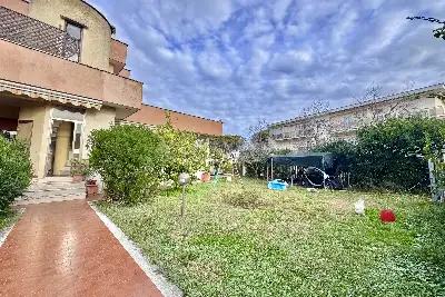 Villa in vendita, Via Maiella, Nettuno