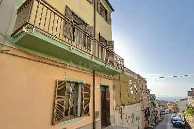 Casa Indipendente in vendita, Via Prato, Sennori