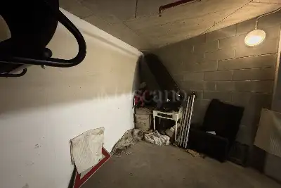 Box in vendita, Viale Certosa, Milano