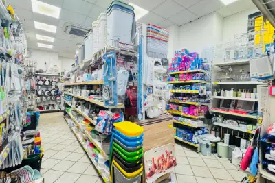 Negozio in affitto, Viale delle Provincie, Roma