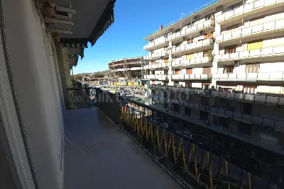 Casa in vendita, Via Francesco Morosini, Napoli