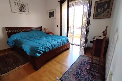 Villino a Schiera in vendita, Via Fanano, Roma