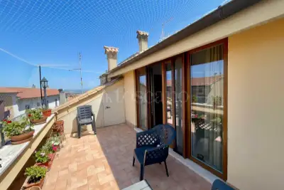 Casa Indipendente in vendita, Piazza Alessandro Manzoni, Monterotondo