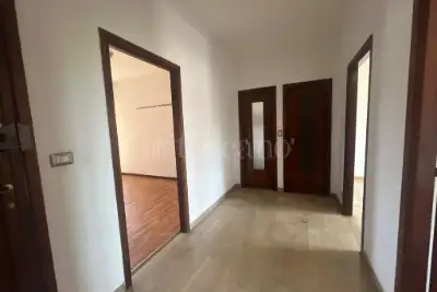 Casa in vendita, Via Barletta, Torino