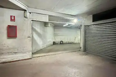 Box in affitto, Via Roma, Atripalda