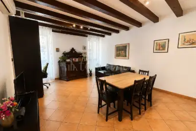 Casa in vendita, Via della Valverde 73, Verona