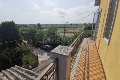 Casa Indipendente in vendita, Via Roggia, Zinasco