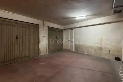 Box in affitto, Viale Africa, Catania