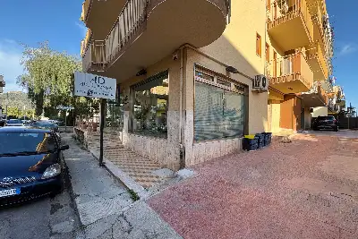 Negozio in vendita, Via Marco Tullio Cicerone, Bagheria
