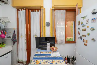 Casa in vendita, Via Francesco Arese 20, Milano