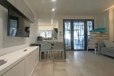 Casa Indipendente in vendita, Via dell Ombra, Anzio