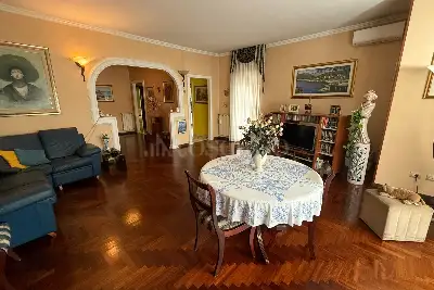 Casa in vendita, Viale dei Romagnoli, Roma