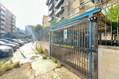 Casa in vendita, Via Bronte, Palermo