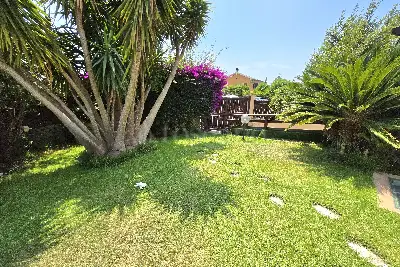 Villino a Schiera in vendita, Via delle Begonie, Santa Marinella