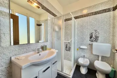Villino a Schiera in vendita, Via Borgo Secolo, Peschiera del Garda