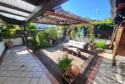 Casa Indipendente in vendita, Via Francesco Landino, Roma