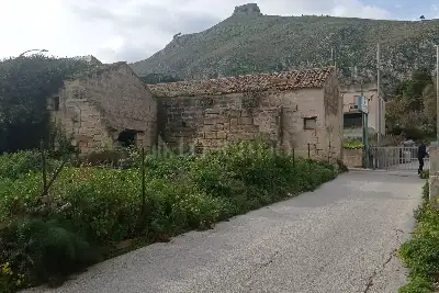 Casa Indipendente in vendita, via Sicilia, Valderice