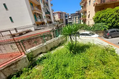 Attività Commerciale in vendita, Via Consalvo 110, Napoli