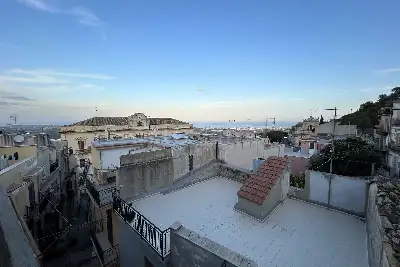 Casa in vendita, Via Regina Margherita, Melilli