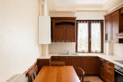 Casa in vendita, Via N. Tirale, Lonato del Garda