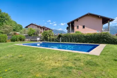 Casa in vendita, Via delle Camelie, Lavena Ponte Tresa