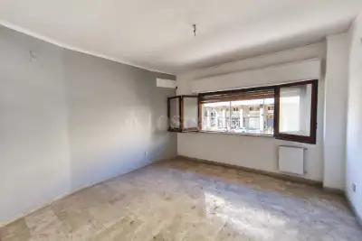 Ufficio in affitto, Via Francesco Crispi, Palermo
