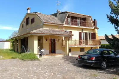 Casa Indipendente in vendita, Via Elia Micangeli, Avezzano