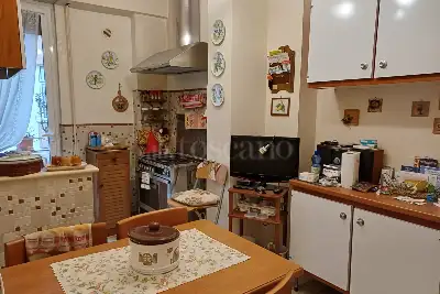 Casa in vendita, Viale Telese, Roma