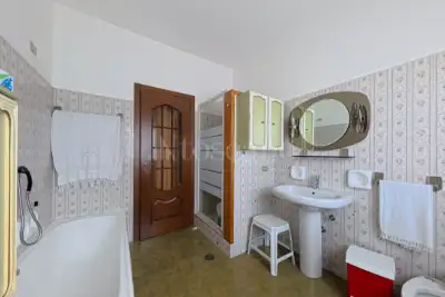 Villino a Schiera in vendita, Via Aurora, Varese