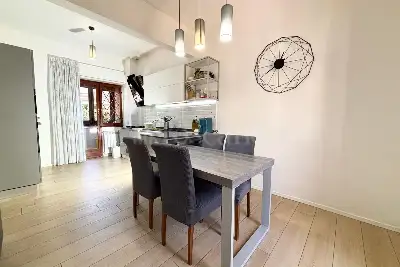 Villino a Schiera in vendita, Via Francesco Bartolomeo Rastrelli, Roma