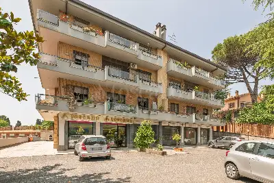 Casa in vendita, Via Cassia, Roma