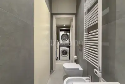 Casa in vendita, Via Podgora, Milano