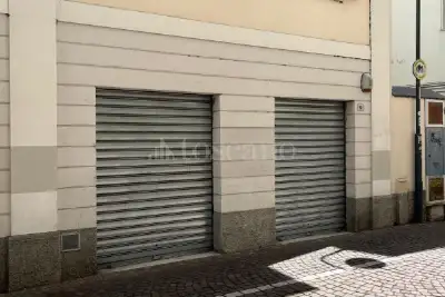 Negozio in affitto, Via San Martino, Trento