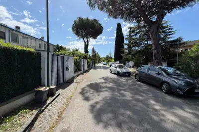 Villa Plurifamiliare in vendita, Via Pittaco, Roma