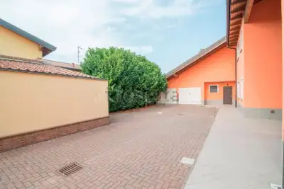 Casa in vendita, Via Stradavecchia, Bastida Pancarana