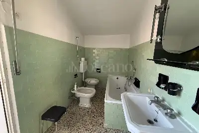 Villino a Schiera in vendita, Via San Francesco d'Assisi, Collebeato