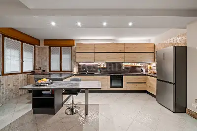 Villa in vendita, Via Barcuzzi , Lonato del Garda