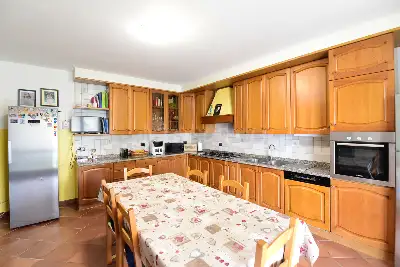 Villa in vendita, Via V Alpini, Olgiate Comasco