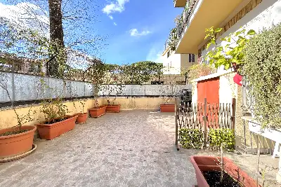 Casa in vendita, Via Camillo Guidi, Roma