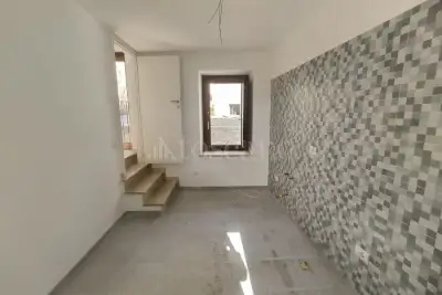 Casa Indipendente in vendita, Via Zingaretto 12, Barisciano