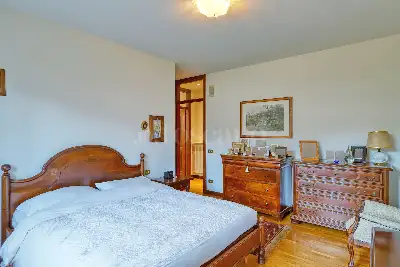 Villa in vendita, Via Luigi Pirandello, Besano