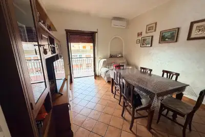 Casa in vendita, Via Metastasio, Pomezia