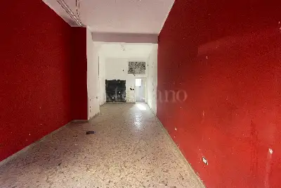 Negozio in vendita, Via Re Federico, Palermo