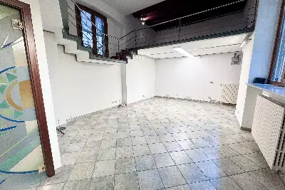 Ufficio in affitto, Via Lecco, Milano
