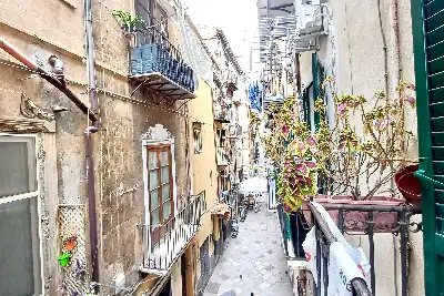 Casa in vendita, Via dell'Orologio, Palermo