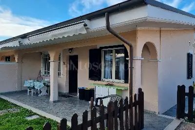 Villa Plurifamiliare in vendita, Via Ombrone, Ardea